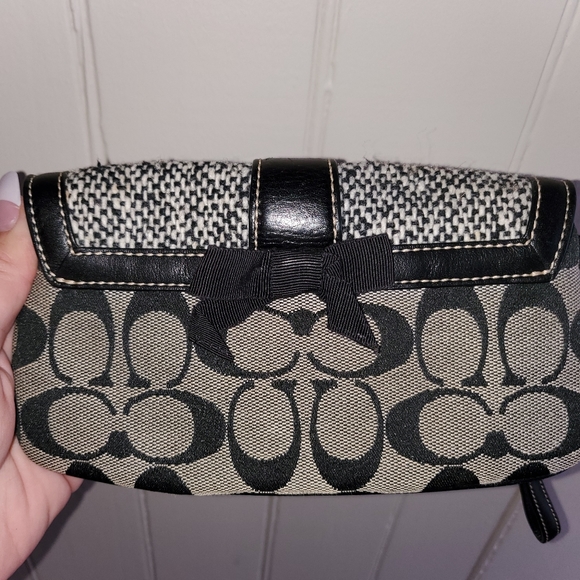 Coach Wristlet - Picture 2 of 2